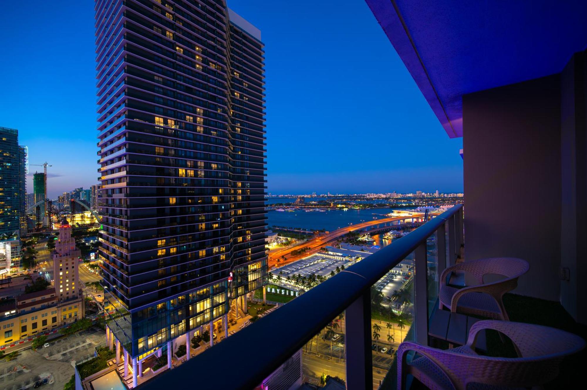 Luxury Loft - Free Parking - Ocean View - Brickell Downtown Daire Miami Dış mekan fotoğraf